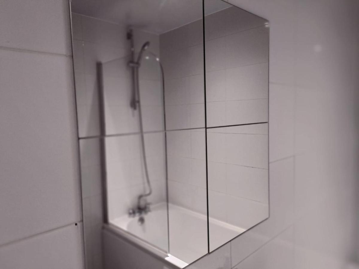 Fantastic Mill Apartment - 2023 Travellers Award Winner! Manchester Esterno foto