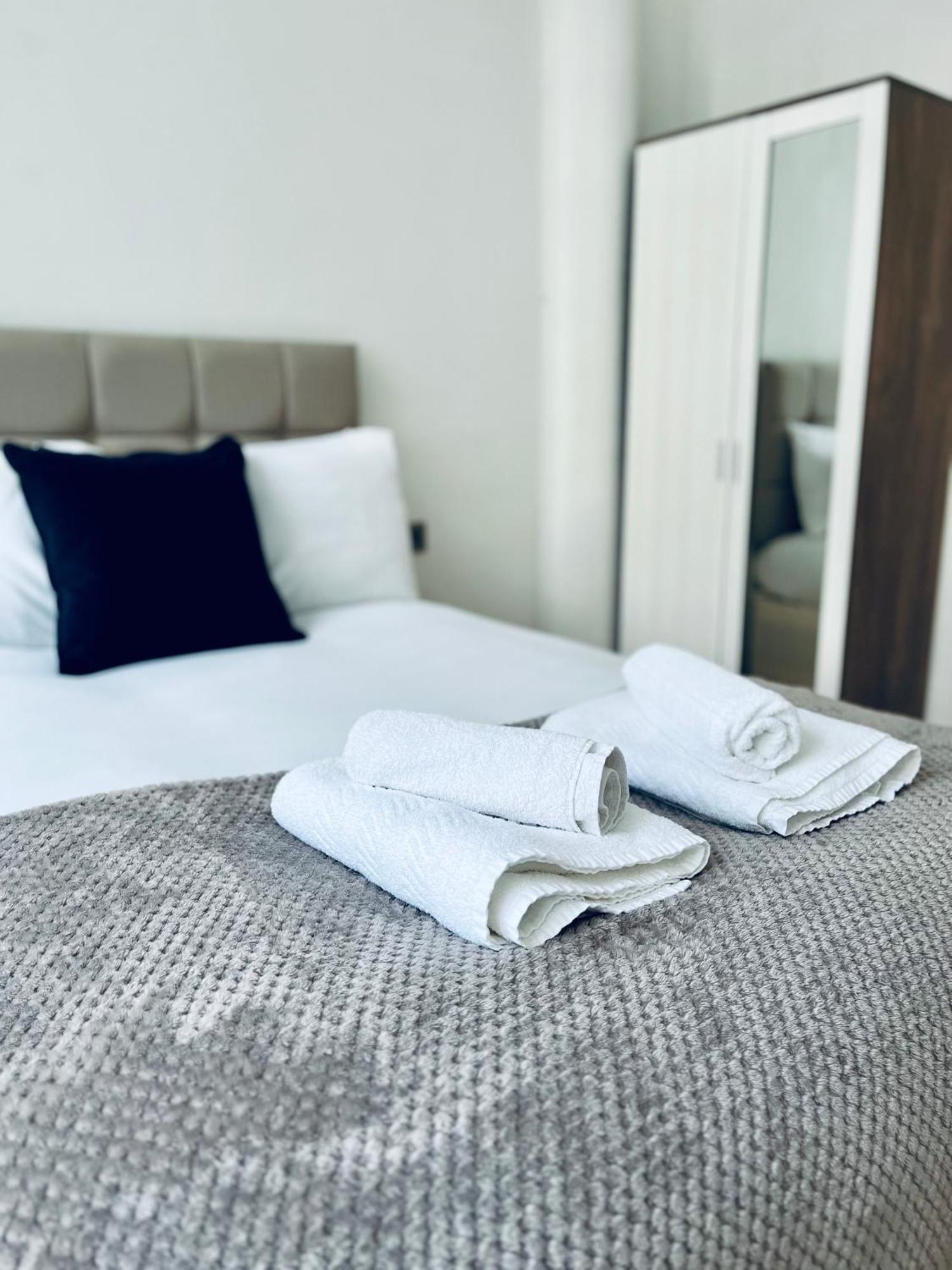 Fantastic Mill Apartment - 2023 Travellers Award Winner! Manchester Esterno foto